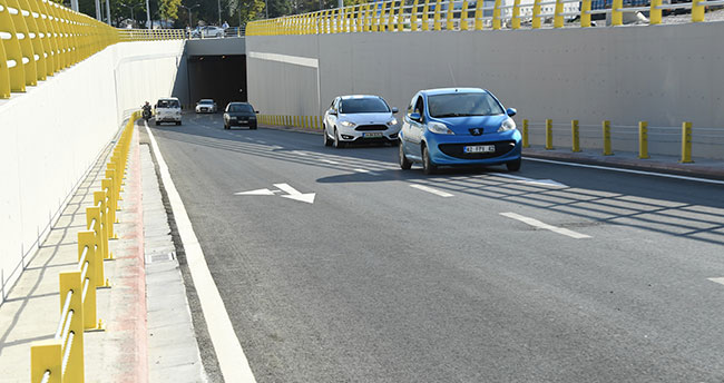 Yeni YHT Garı Alt Geçidi hizmete açıldı