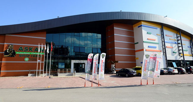 Aşkan Muhammet Yürükuslu spor tesisi ilgi çekiyor