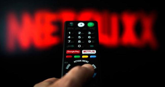 Netflix, şifrelerini başkalarıyla paylaşan kullanıcılar için önlem alacak