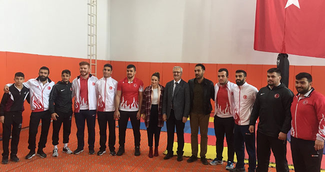 Kulu Belediyesi Gençlik ve Spor Kulübü İşitme Engelliler Derneği açıldı
