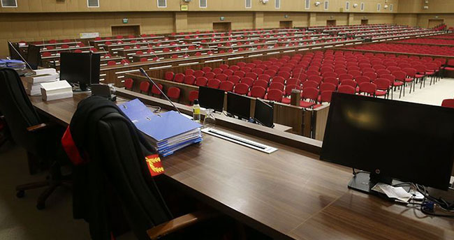 Darbeci generalin davayı uzatma taktiği mektupta