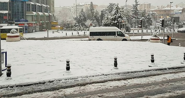 Kayseri’de yarın okullar tatil mi? 6 Aralık Kayseri kar tatili var mı? Kayseri Valiliği…