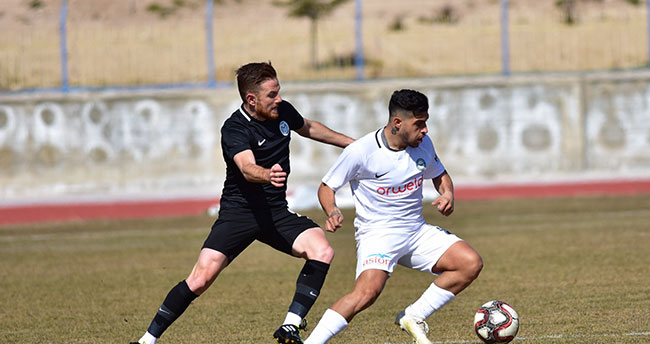 Yavru Kartal 3 puan avında