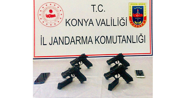 Şüphe üzerine durdurulan araçta silah bulundu