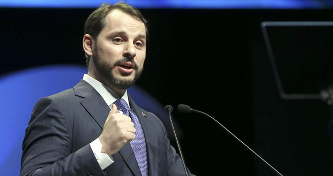 Bakan Albayrak ve eşine yapılan ahlaksız paylaşıma tepkiler çığ gibi yağıyor