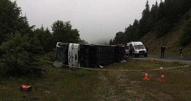 Kastamonu’da yolcu otobüsü devrildi: 13 yaralı