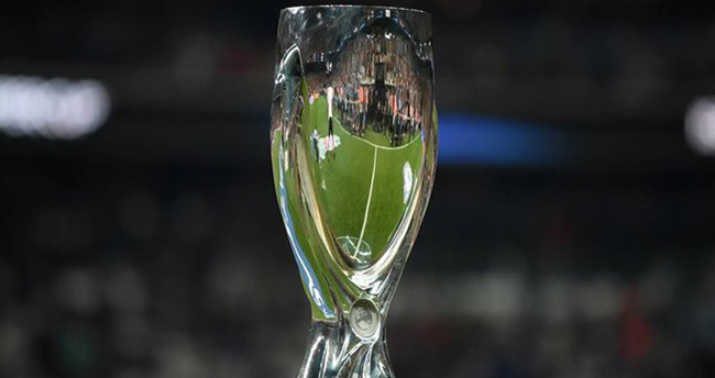 UEFA resmen açıkladı! Sevilla – Bayern Münih maçı seyircili oynanacak