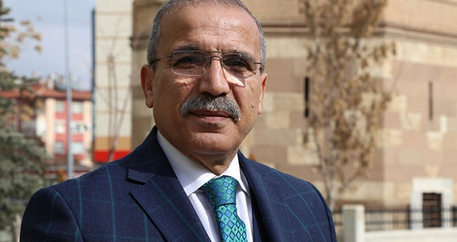 Dr. Aydın Beyatlı Covid-19 ikinci kez koronavirüs oldu, hastanede tedavi altında