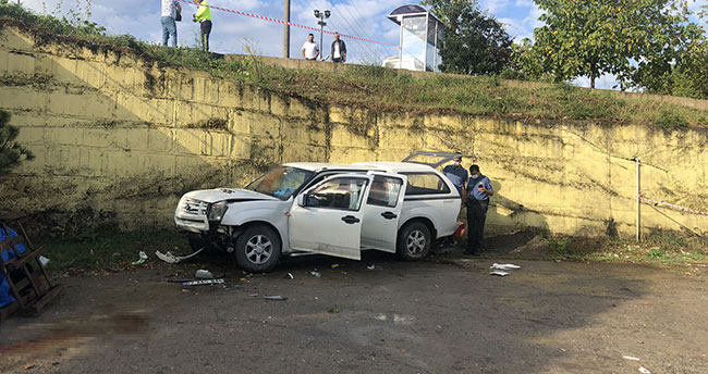 Kahvaltıya gittiği karı kocayı vurup aracında intihar etti