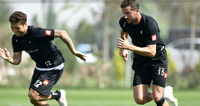 Konyaspor çabukluk çalıştı