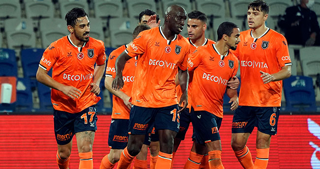 Başakşehir PSG’yi ağırlıyor