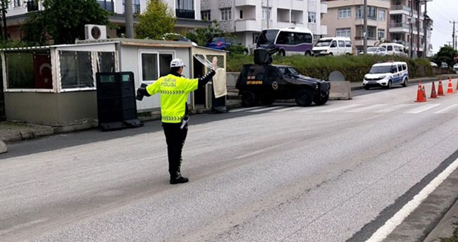 Gargara kullanan sürücü alkollü çıkınca soluğu mahkemede aldı