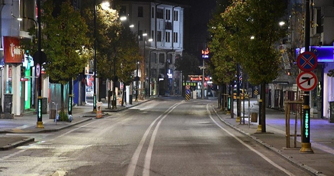 Türkiye geneli sokağa çıkma kısıtlaması başladı
