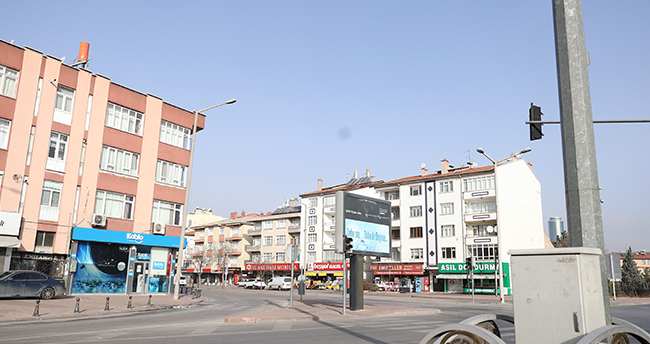 Konya sokakalarında sessizlik hakim