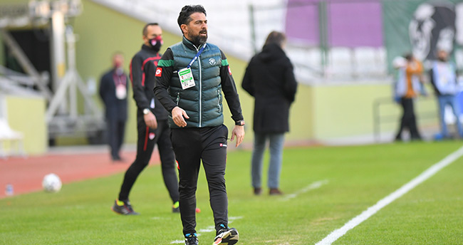 İlhan Palut: “Takımımın mücadelesinden ve özverisinden memnunum”