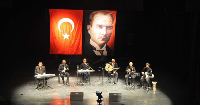 Akşehir Belediyesinin online Türk Sanat Müziği konseri ilgi gördü