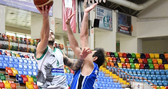 Konya Basket farklı kazandı