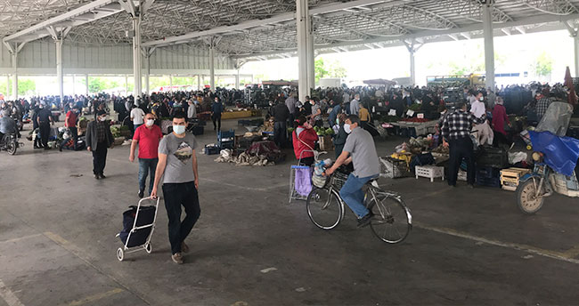 Konya’da pazar tezgahları açıldı