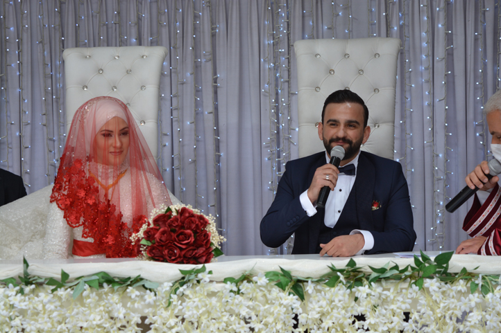 İyigökler ve Sumak
ailelerinin mutlu günü! Abdullah ile Saliha dünyaevine girdi