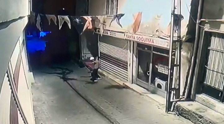 AK Parti Hani İlçe Başkanlığına molotofkokteylli saldırı