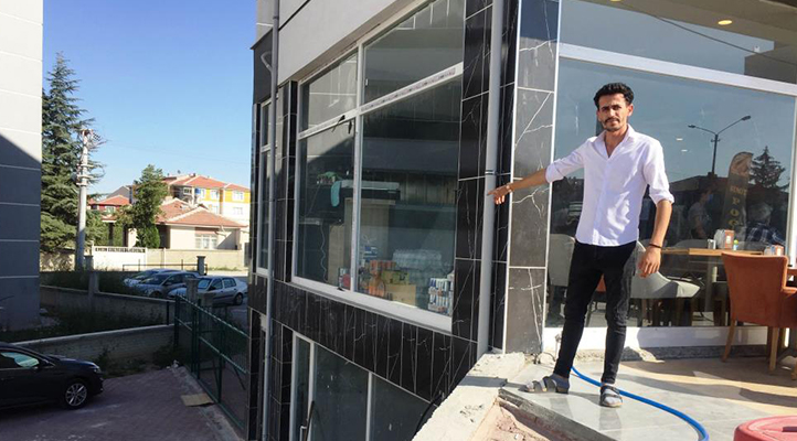 Konya’da iş yerinin yanına park ettiği motosikleti çalındı