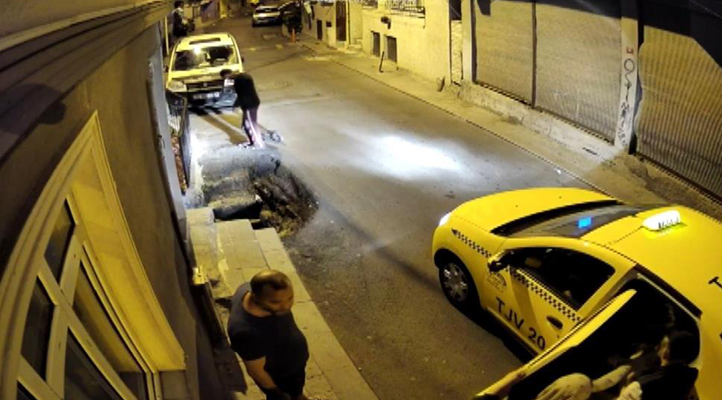 Şehir eşkıyası boşanma aşamasındaki eşini ailesinin gözü önünde zorla kaçırdı