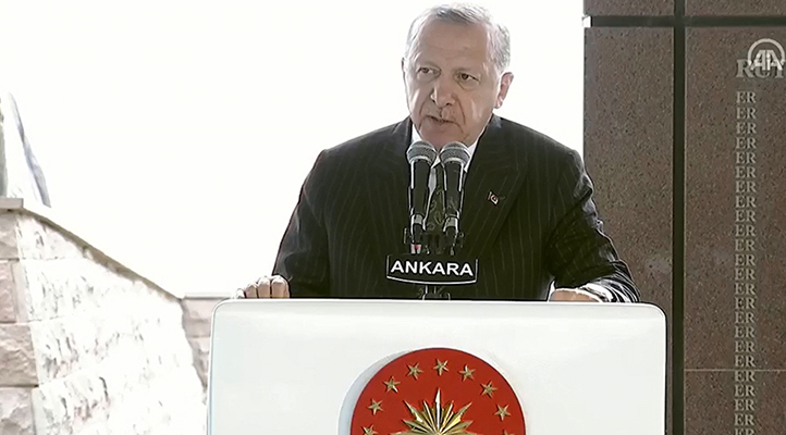 Cumhurbaşkanı Erdoğan: Milli iradenin gücü önünde durulamayacağı gerçeğini cümle aleme gösterdik