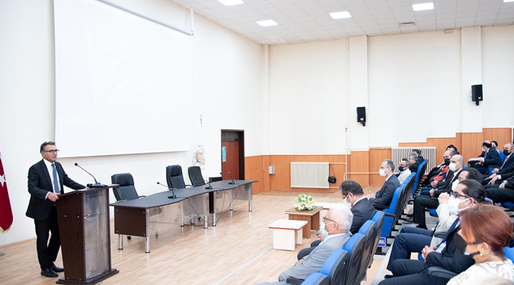 SÜ Hukuk Fakültesinde akademik kurul toplantısı yapıldı