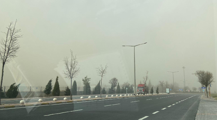 Konya lodosa teslim! Ankara yoluda 30 araç birbirine girdi