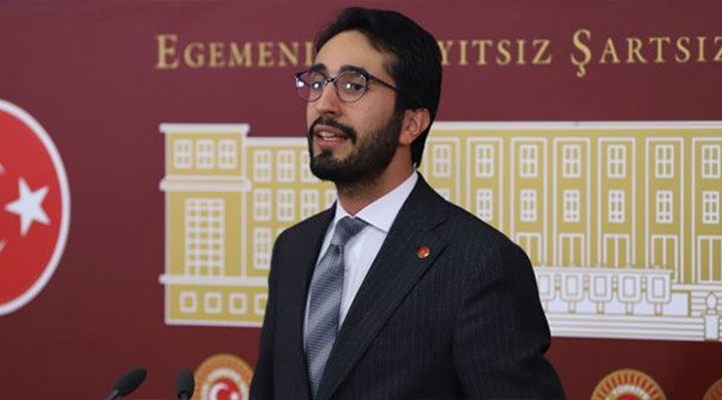 Saadet Partisi Konya Milletvekili Karaduman, trafik kazası geçirdi