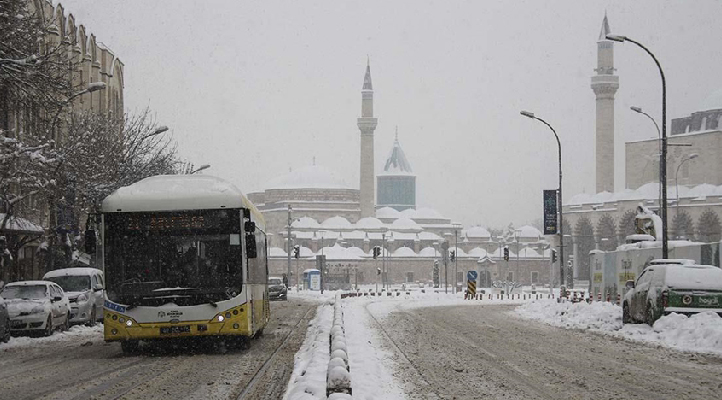 Konya’da sokağa çıkma yasağı ilan edildiği paylaşımı şoke etkisi yarattı! Valilik asılsız paylaşımla ilgili soruşturma başlattı
