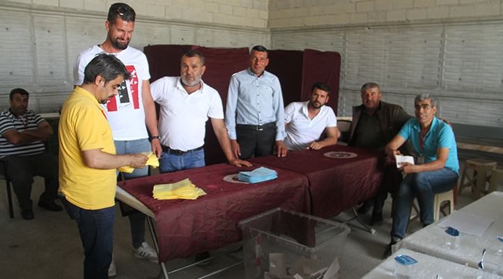 Beyşehir Su Ürünleri Kooperatifi Başkanlığına yeniden Hasan Kurt seçildi