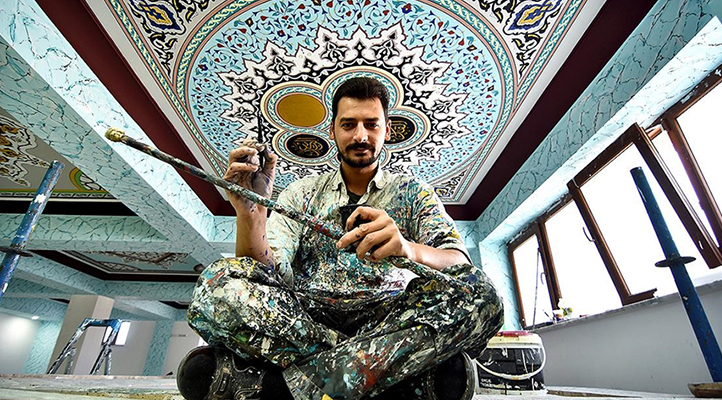 Camileri Selçuklu ve Osmanlı motifleriyle dantel gibi işliyor