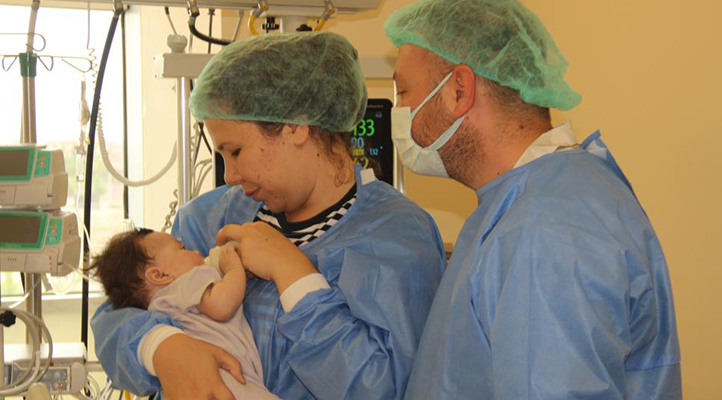 Dört aylık bebeğin 300 binde bir görülen rahatsızlığı Konya’da şifa buldu
