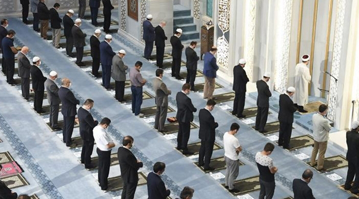 2022 il il Kurban Bayramı namazı saatleri açıklandı! Konya, İstanbul, Ankara, İzmir, Bursa…