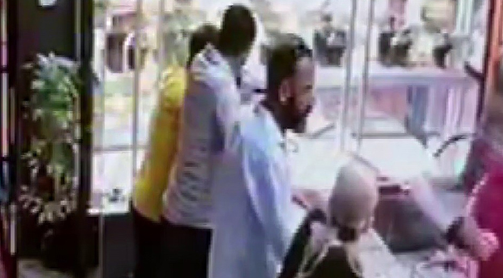 Konya’da 2 kuyumcuya sahte altın satan şüpheliler Karaman’da iş üzerinde yakalandı! 1’i tutuklandı