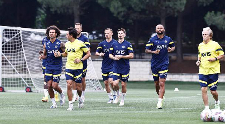 Fenerbahçe’nin Konyaspor maçı kamp kadrosu belli oldu