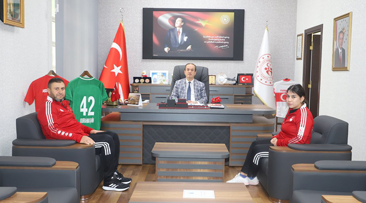Sabriye Gür’den Şahin’e ziyaret