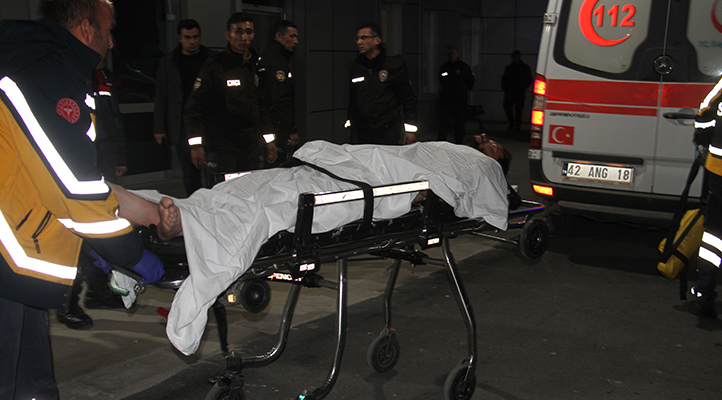 Konya’da bıçaklı kavga: 1’i ağır 4 kişi yaralandı