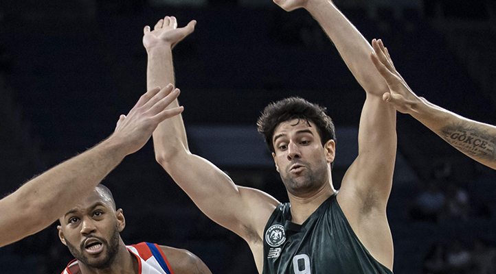 Troy Selim Şav ile yollar ayrıldı