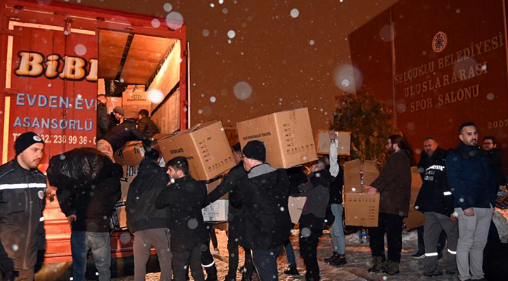 Konyalı vatandaşlardan Hatay’daki deprem bölgesine yardım ve destekler devam ediyor