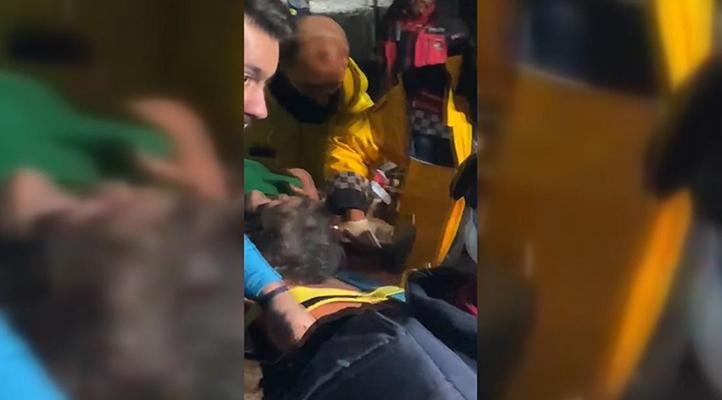 Hatay’da 1,5 yaşındaki Sela bebek ve ailesi depremden 96 saat sonra enkazdan kurtarıldı
