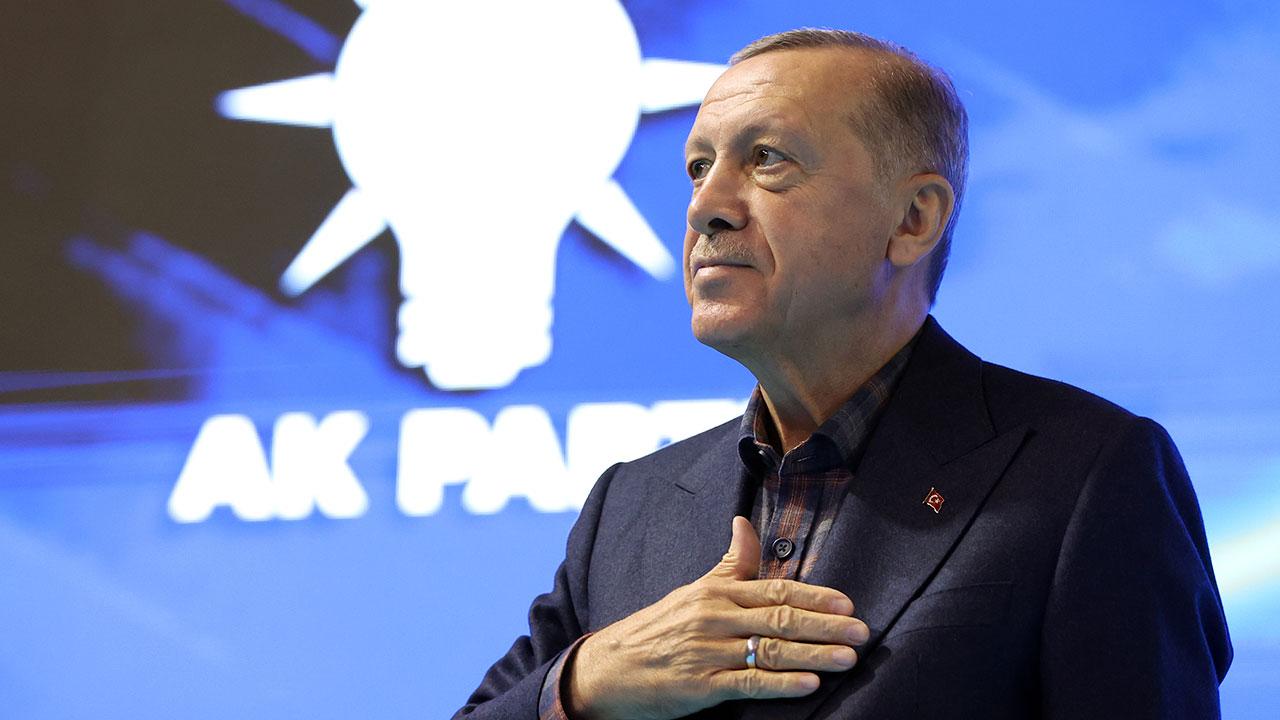 Cumhurbaşkanı Erdoğan ve AK Parti vaatleri hayata geçirmek için çalışmalara başladı