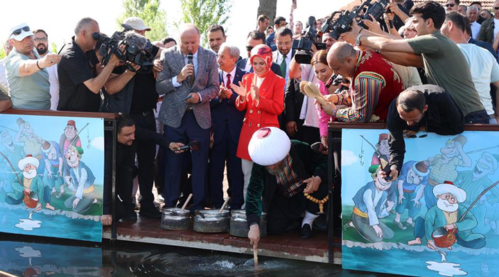 Nasreddin Hoca, göle mayayı çaldı
