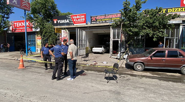 Konya’da yolda yürürken silahlı saldırıya uğrayan 2 arkadaş yaralandı