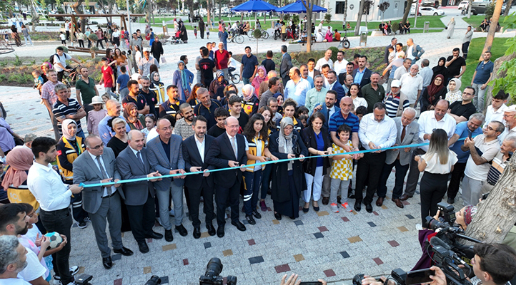 Selçuklu’da, Cem Sultan Parkı, 112 Acil Sağlık Hizmetleri İstasyonu ve Nefes Kafe açıldı
