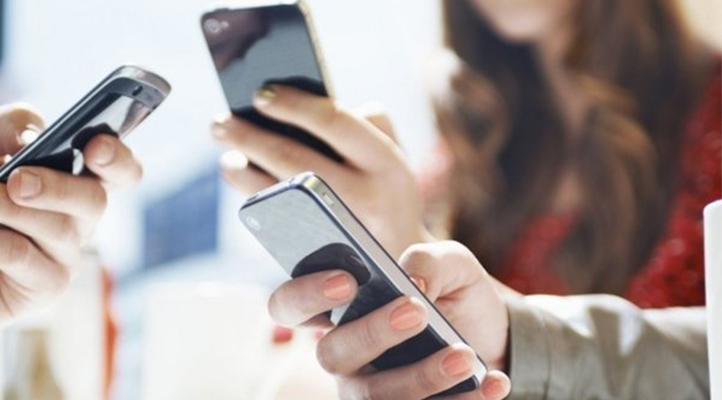 Öğrencilere vergisiz telefon konusunda önemli gelişme! Modeller ve fiyatlar belli oldu