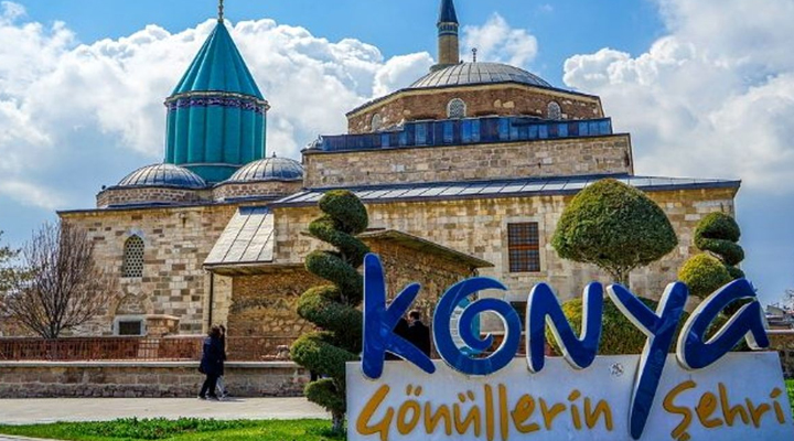 Konya’nın neyi meşhur? Konya’da gezilecek yerler ve hediyelikleri nelerdir?