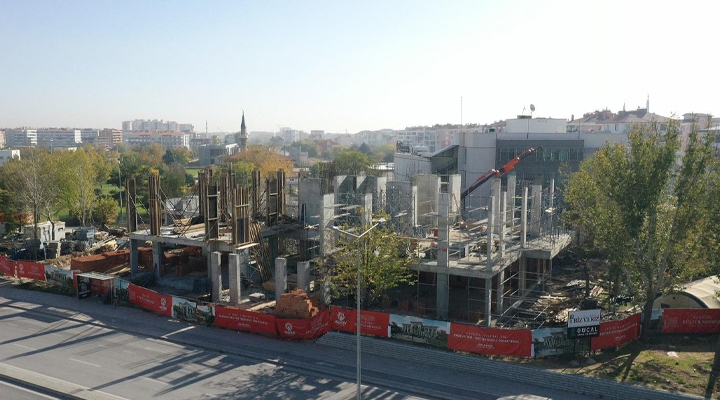 Karatay Kültür Merkezi’nin yapımı sürüyor