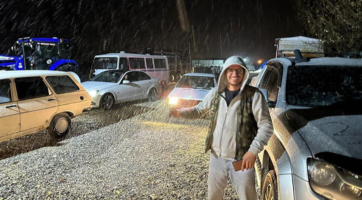 Karapınar’a mevsimin ilk karı düştü